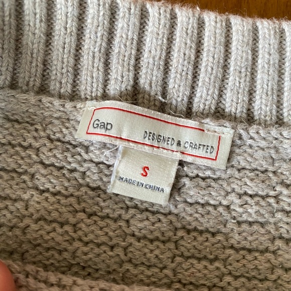 Cream, comfy sweater. - Picture 2 of 2